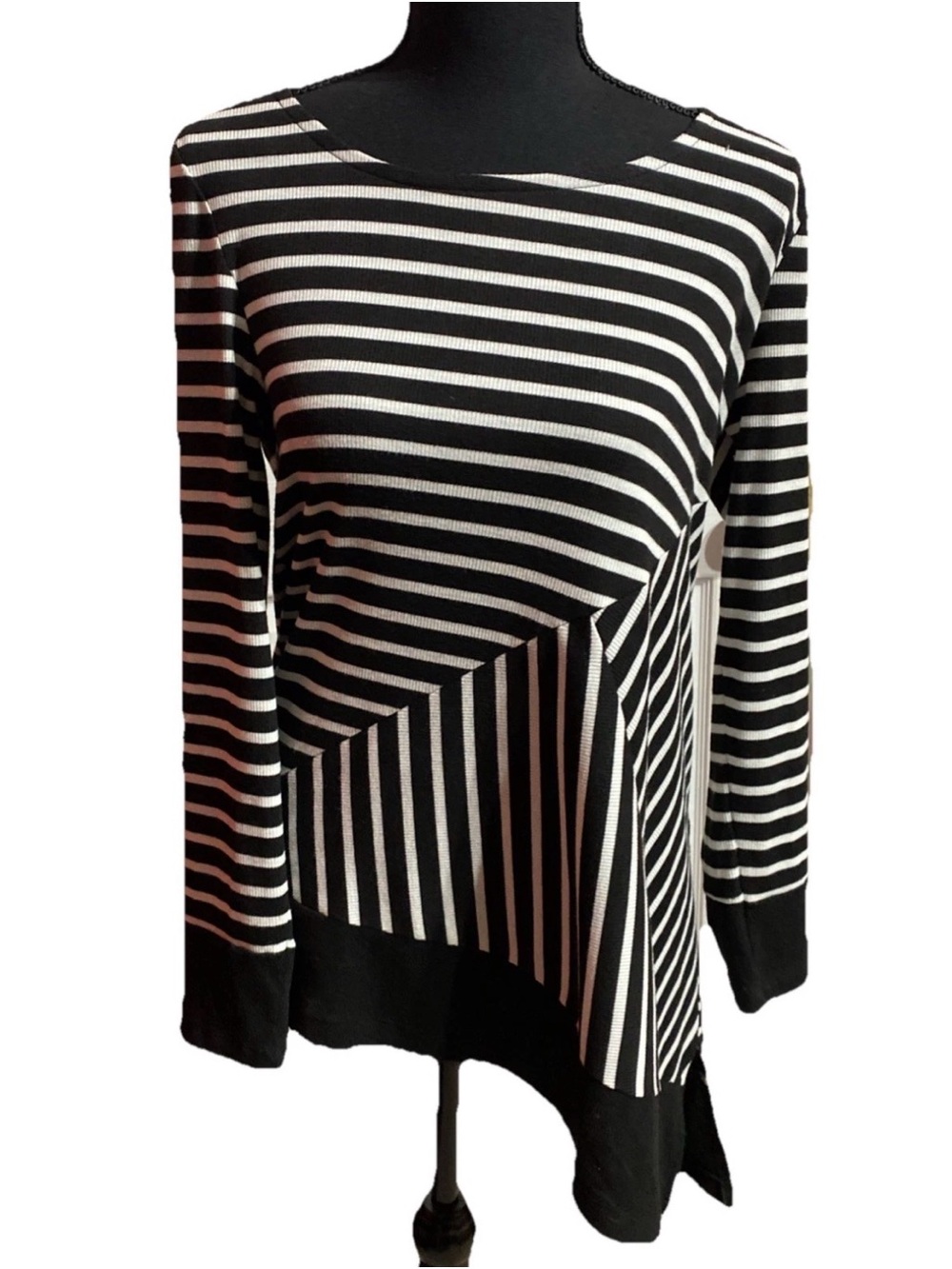 Chico's Black/White Rib Stripe Asymmetrical Tunic Sz 0 (4/6) EUC